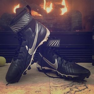 Nike Mens Football Cleats Black White